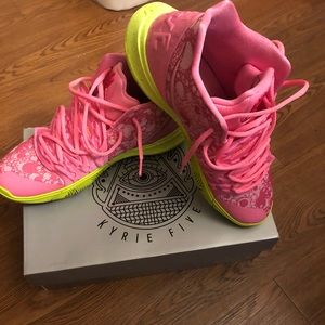 Patrick Kyrie Nike’s